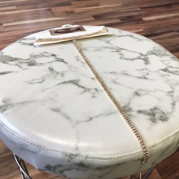 ‼️ Cleavage Diamond Rhinestone T Chain Necklace - Picture 4 of 7